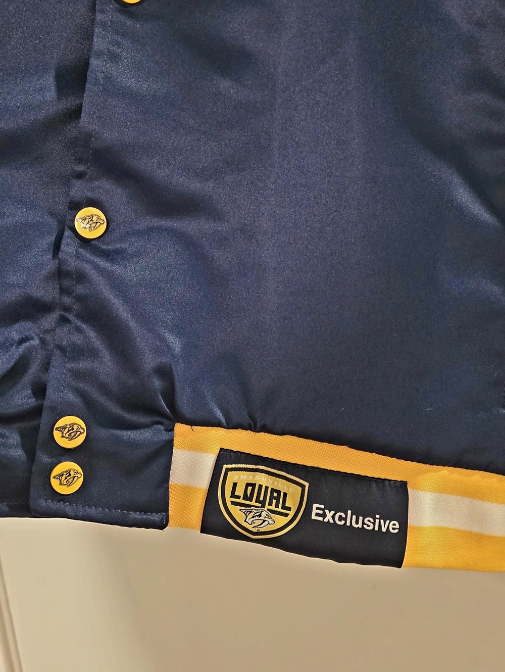 NWOT NHL Loyalty Exclusive Predators Jacket - Picture 8 of 8